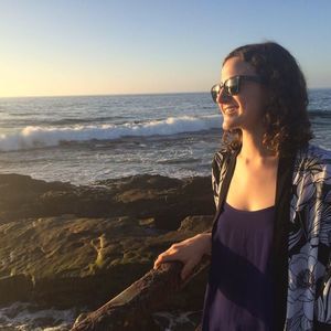 Meet your Posher, Elizabeth